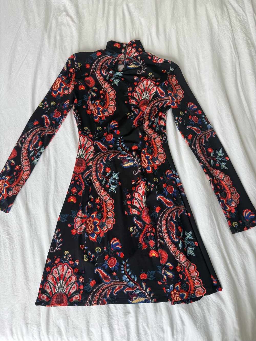 Paco Rabanne Black Long-Sleeve Paisley A-Line Dress with Red Accents - Picture 9 of 9